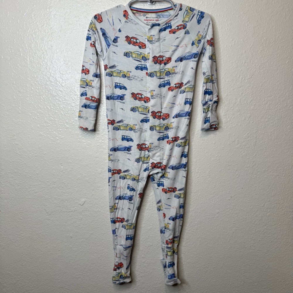 Magnetic Me Race Cars Fold Over Footed Sleeper Size 18-24 Months